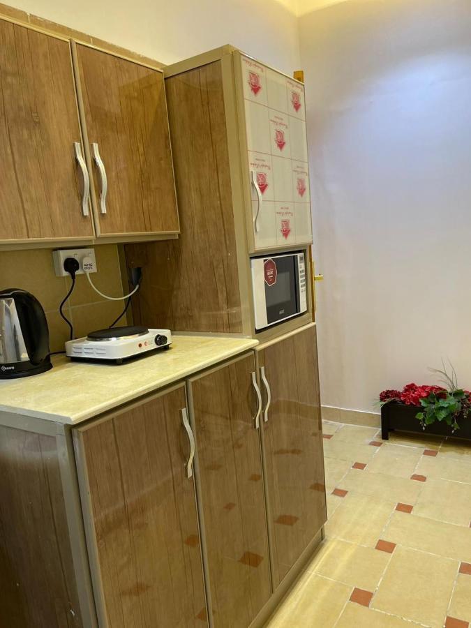 سويت روز العلا للشقق المفروشة Sweet Rose Al Ula Organizing Tours Esterno foto